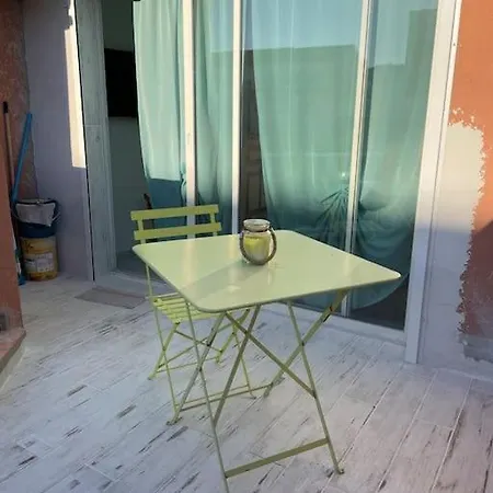 Les Terrasses D'alain F2 Cv Parking Velo 아파트 *